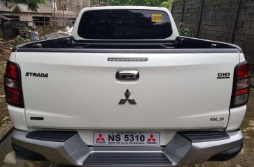 2017 Mitsubishi Strada 2.4 GLS AT 4x2 For Sale 