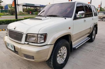  Isuzu Trooper Skyroof 2003 AT White For Sale 