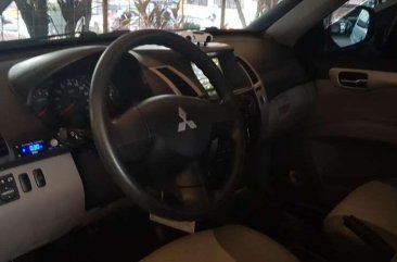 2014 Mitsubishi Montero GLX V White For Sale 