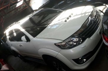2016 toyota fortuner V 4x2 pearl white automatic for sale 