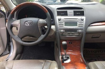 Toyota Camry 2,4 V Luxury Silver For Sale 