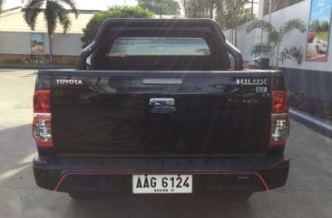 TOYOTA HILUX 2015 FOR SALE