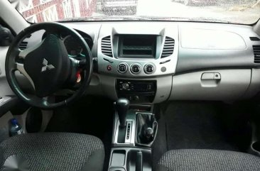 Mitsubishi Strada Gls Sport 2010 AT Red For Sale 