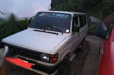 2002 TOYOTA RUSH FOR SALE 