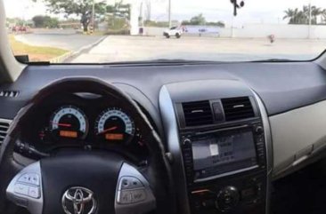 Toyota Altis Matic 1.6V 2014 For Sale 