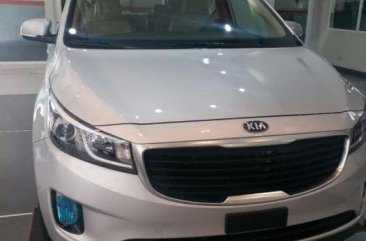 Like new Kia Grand Carnival for sale