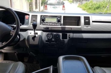 Toyota Super Grandia 2009 Silver Van For Sale 