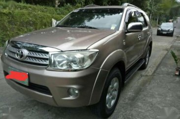 Toyota Fortuner manual diesel 2011 For Sale 