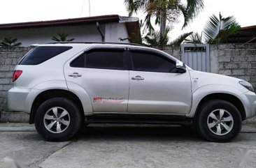 Toyota fortuner 2006 Silver For Sale 