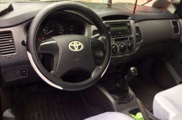 Toyota Innova E 2014 Diesel MT FOR SALE