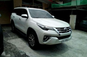 2016 Toyota Fortuner 2.4V Diesel 4x2 top of the line