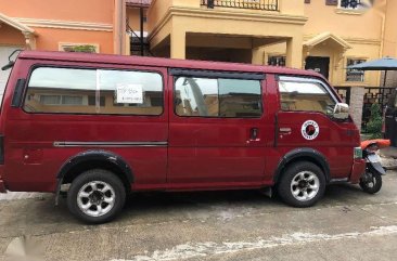 nissan urvan 2005model red for sale 