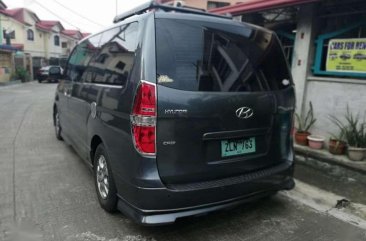 Hyundai Starex 2009 Gray Van For Sale 