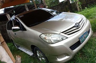 Toyota Innova 2009 E for sale