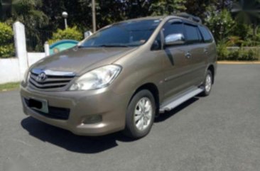 Toyota innova G 2010 automatic diesel For Sale 