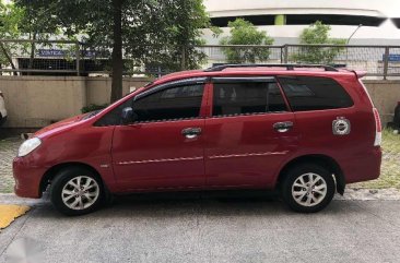 Toyota Innova E AT diesel 2010