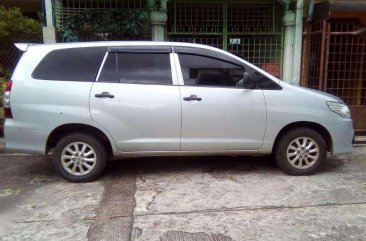 GRAB - Toyota innova E 2016 Manual- for sale