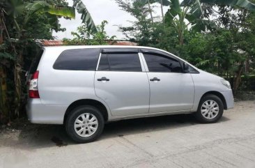 Innova E matic 2015 69000 km