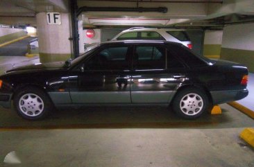 1990 Mercedes Benz 200E