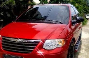 Chrysler town and country 2007 not innova