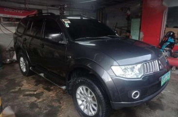 2013 Mitsubishi montero GLX 4x2 AT