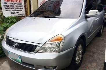 2011 Kia Carnival Lx AT diesel 10 seater 32k mileage only Nego