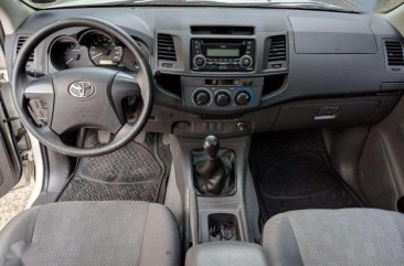 2013 Toyota Hilux  for sale 