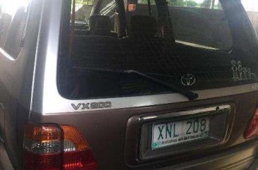 SELLING TOYOTA Revo VX 200 AT 2003