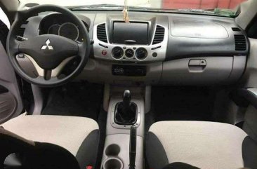 2012 Mitsubishi Strada Black For Sale 