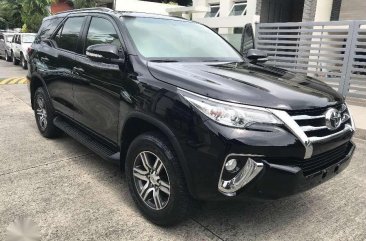 2017 Toyota Fortuner At GAS 12t kms only mitsubishi montero everest