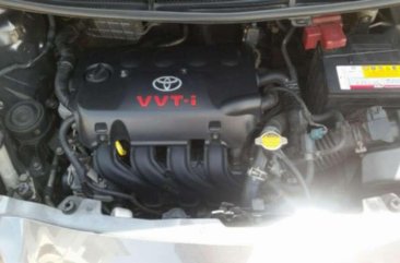 2013 model toyota yaris for sale