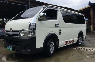 2013 Toyota Hi ace commuter. No scratches No dents. Private used.