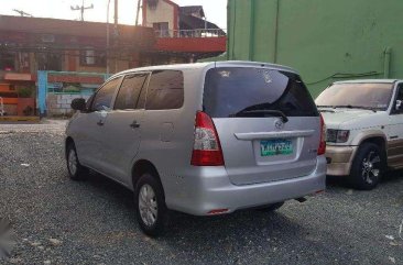 2014 TOYOTA Innova e diesel manual