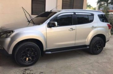 Good as Brand New Isuzu Mux 3.0 2017 for sale 