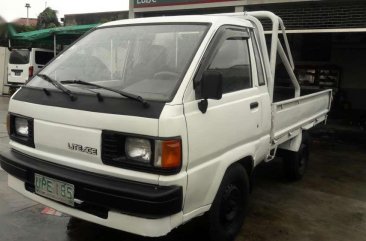 Toyota Lite Ace pickup dropside 8fts