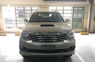 2014 Toyota Fortuner V variant  3.0 diesel