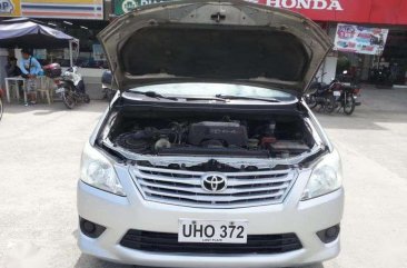 2013 Model Toyota Innova J