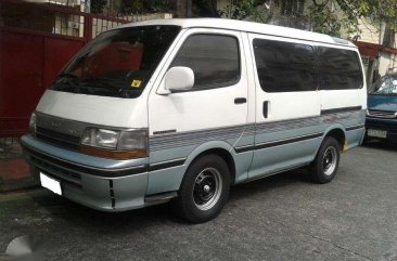 SELLING TOYOTA Hiace Van Diesel Automatic 2008