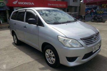 2013 Model Toyota Innova J