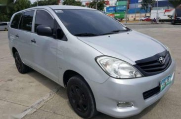 For Sale: TOYOTA Innova 2009 2.0J (Manual) Gasoline