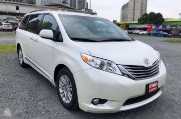 2016 Toyota Sienna 17XXX Kms For Sale