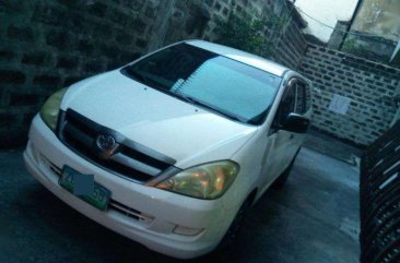 FOR SALE TOYOTA Innova 2005 J