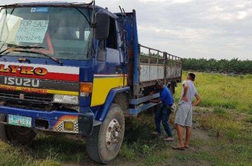 Isuzu Forward 8holes FOR SALE