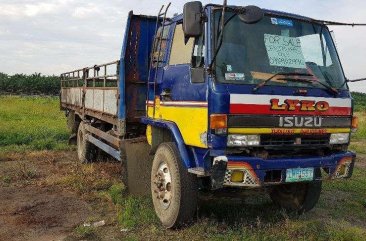 Isuzu Forward 8holes FOR SALE