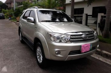 FOR SALE TOYOTA Fortuner G 2006