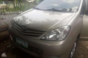 Toyota Innova e 2011 FOR SALE