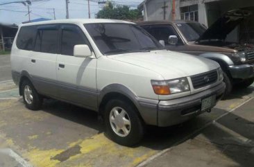 Toyota Revo manual 2000 model