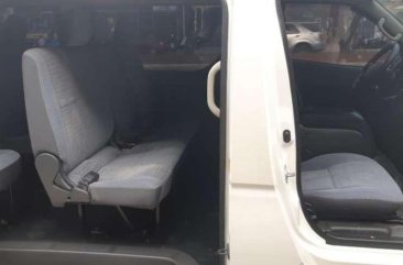 2011 Toyota Hiace Grandia GL Manual Transmission 