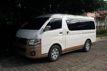 Toyota Super Grandia 2014 Model