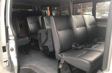 2017 Toyota HiAce commuter dsl manual 